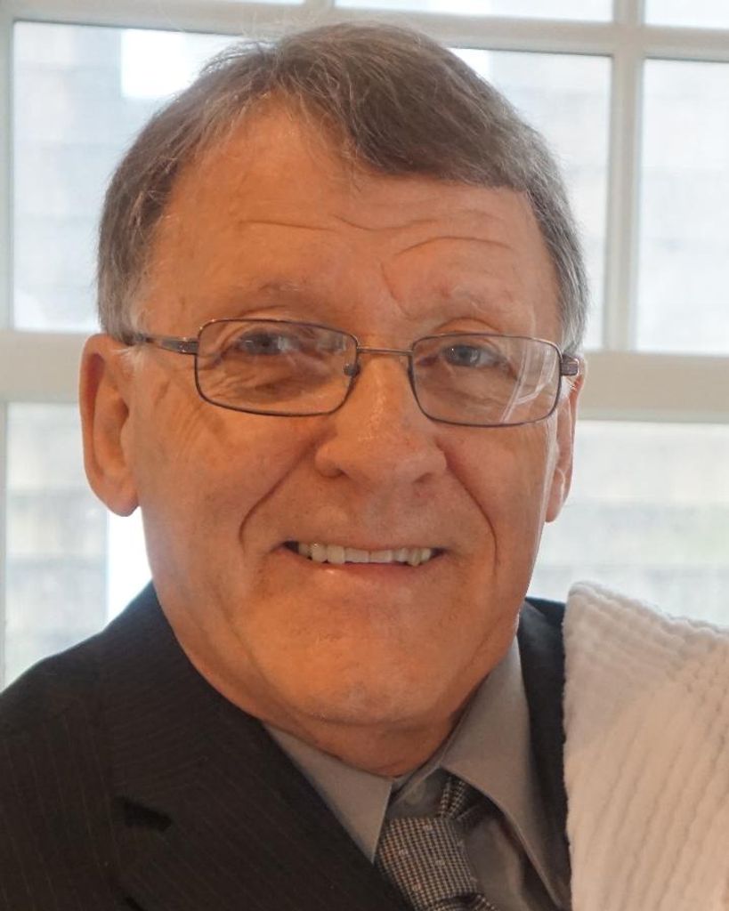 John M. Lewis Profile Photo