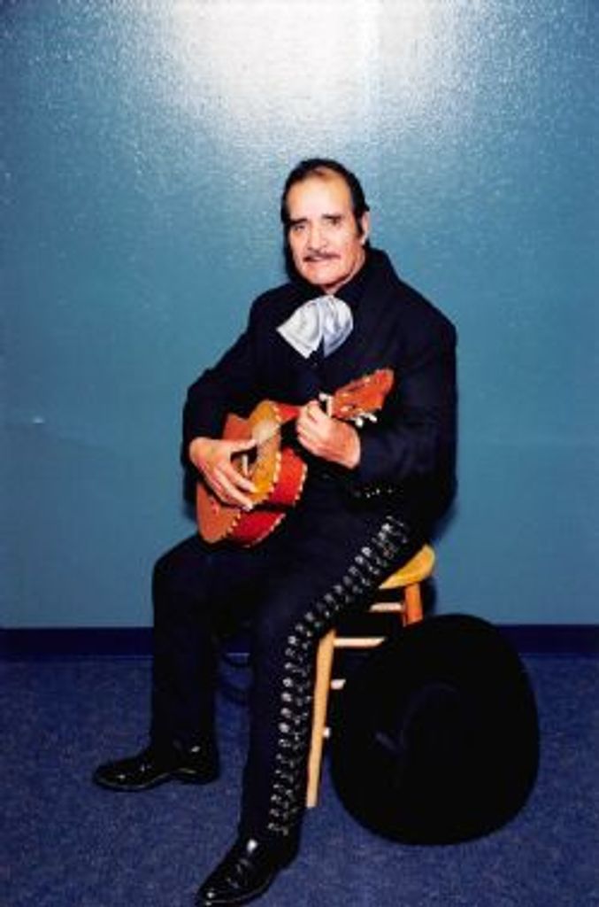 Cruz Bernal Jr.