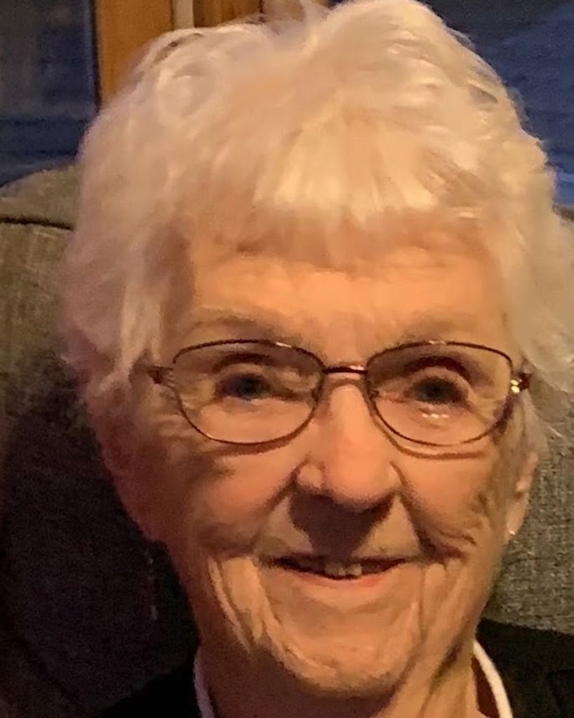 Carol J Eppen