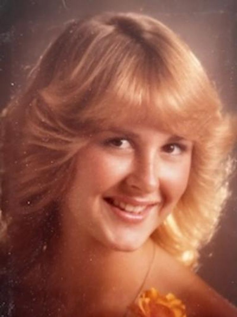 Elizabeth Ann Brocker Profile Photo