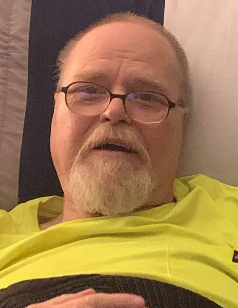 Thomas Cluck Profile Photo