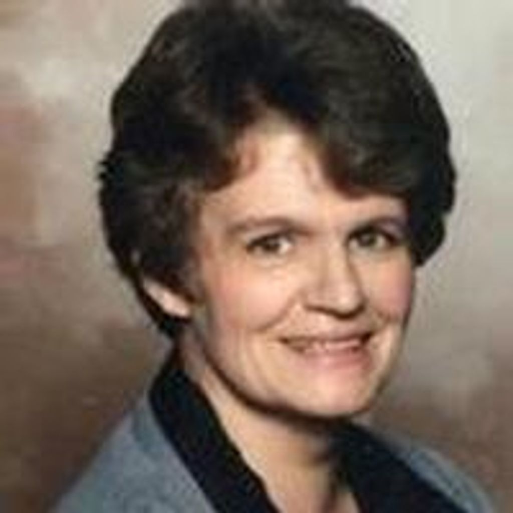 Lola Danielson