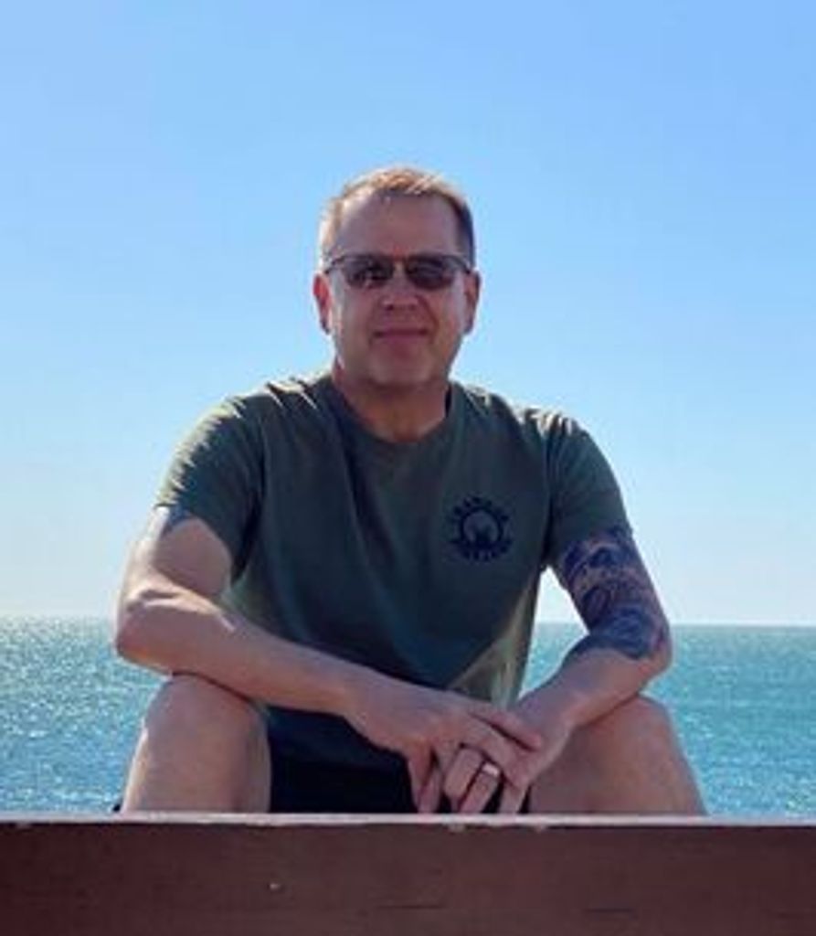 Robert Armour Profile Photo