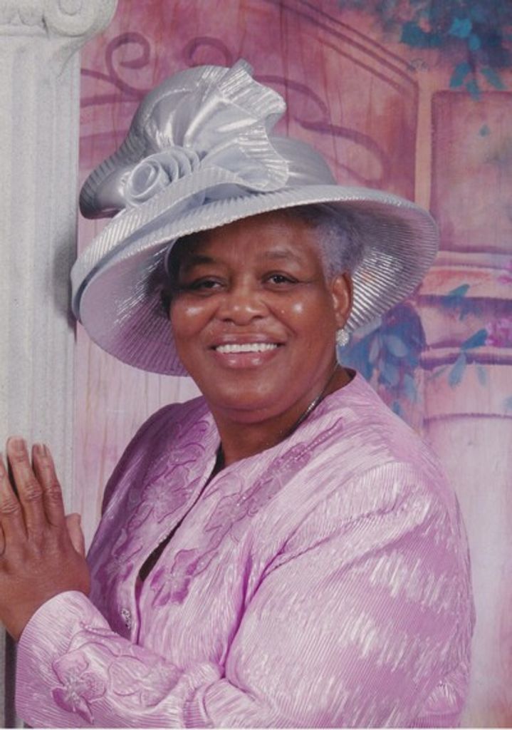 Billie Holmes Profile Photo