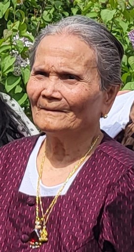 Yan Som