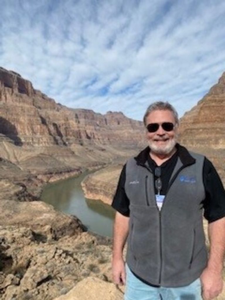 Mark Loren Davenport Profile Photo