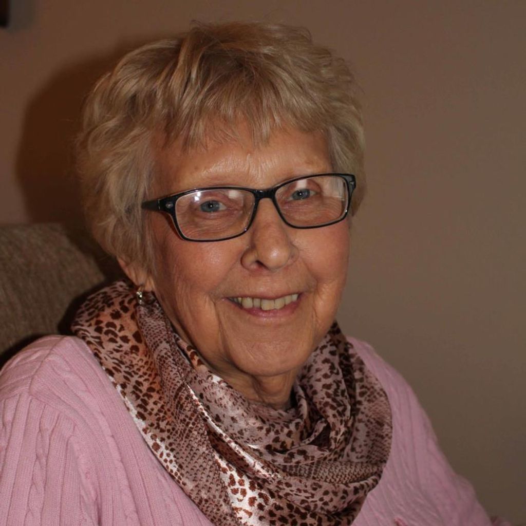 Donna Mae Lois Fluge Profile Photo