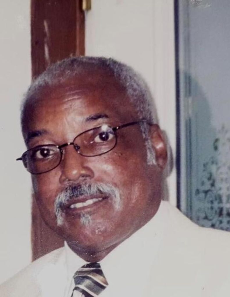 Robert James Batte' Profile Photo