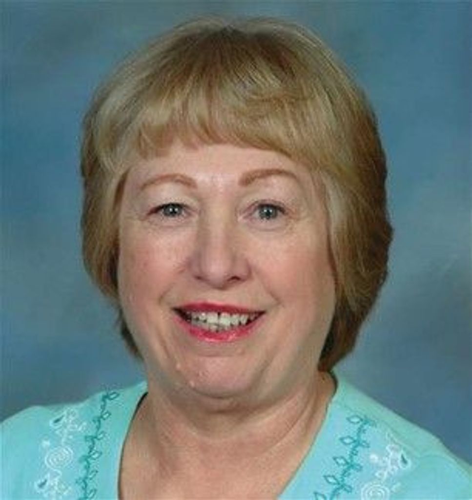 Ruth June Roggentien