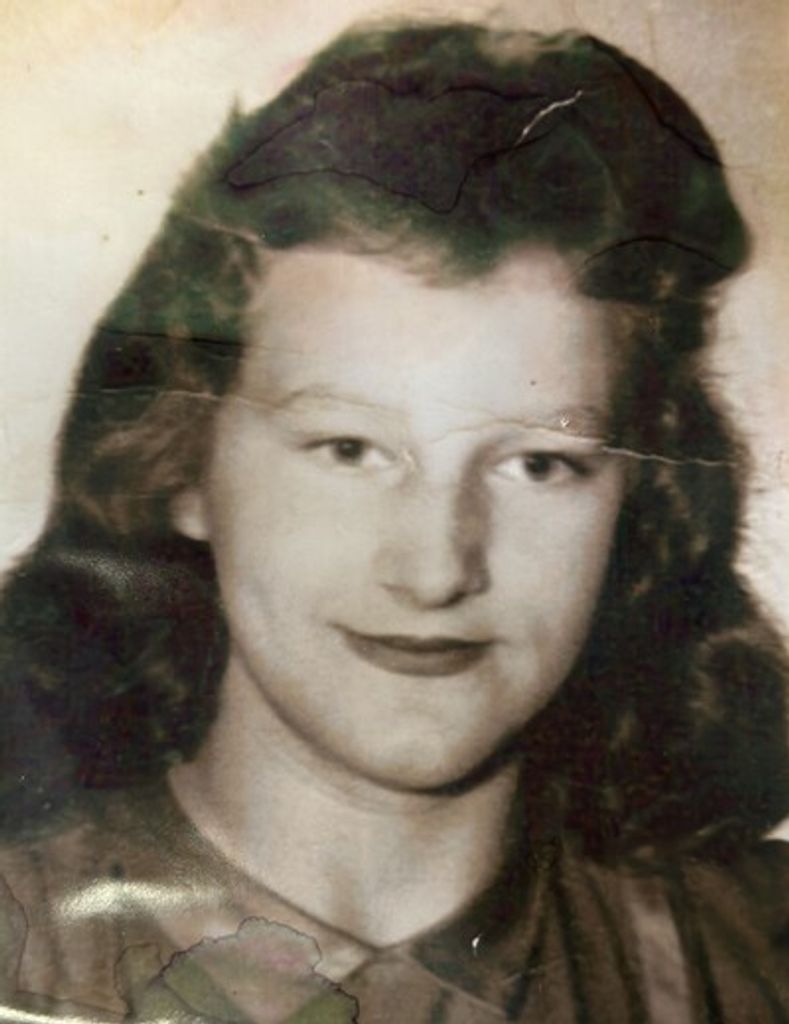 Sarah May Watson Profile Photo