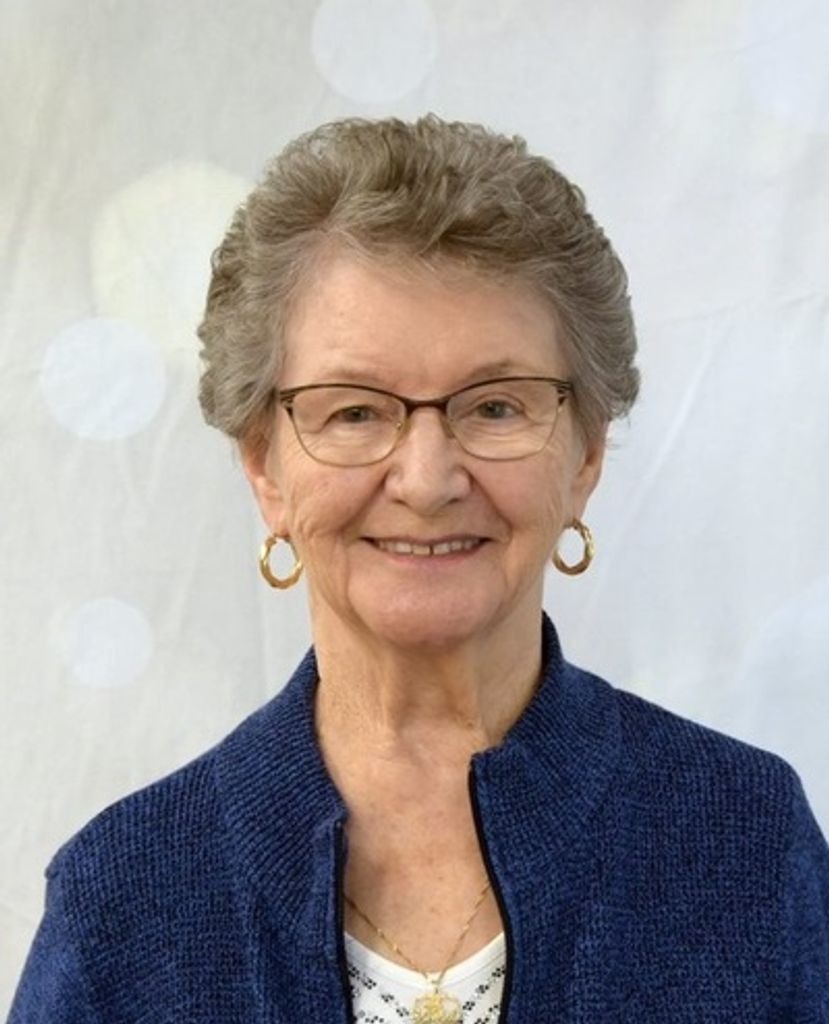 Roberta Strowbridge Profile Photo