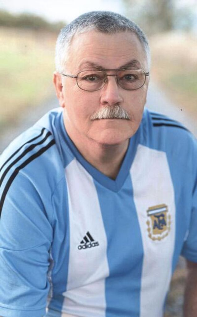 Lyle Wayne Bensch Profile Photo