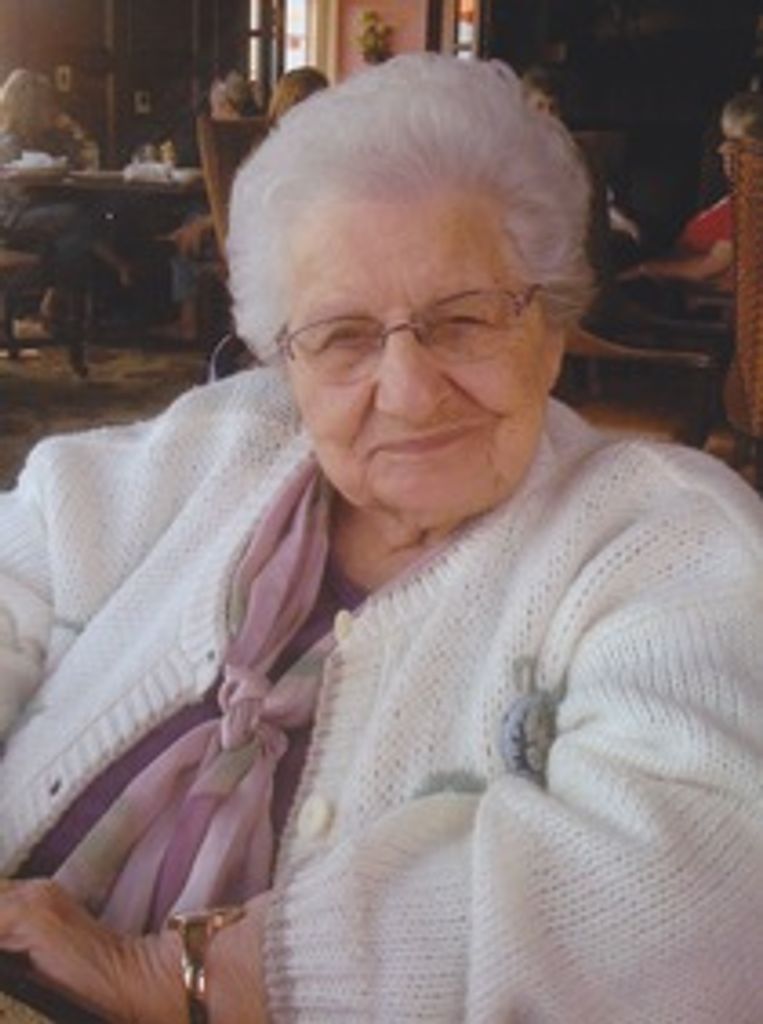 Mary L. (Mambuca)  Reese