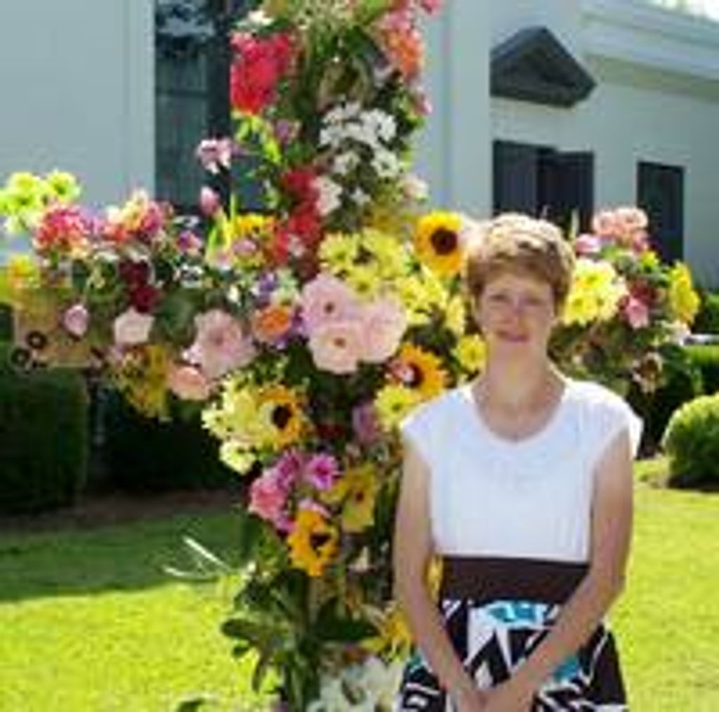 Heather (Irwin)  Phillips