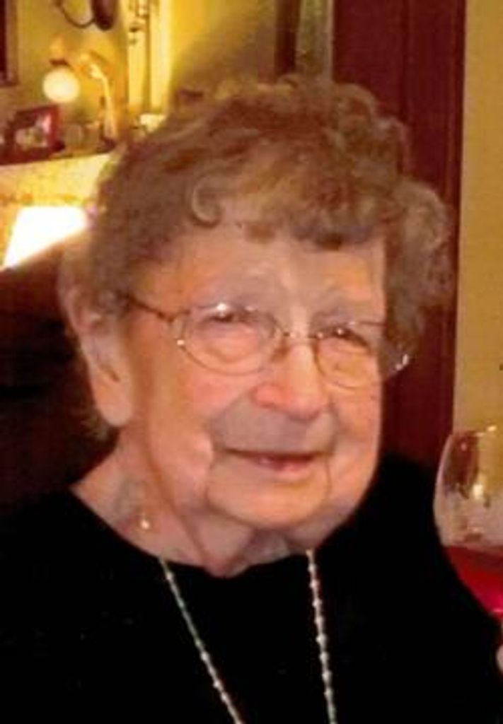 Arline   Schultz