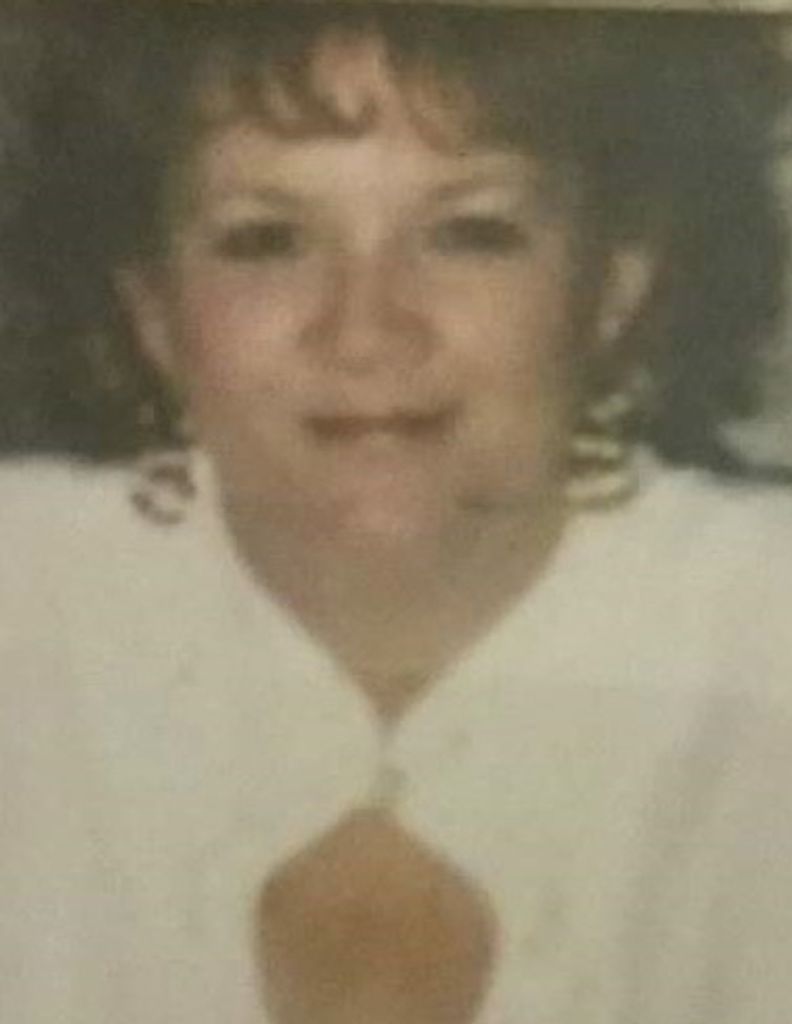 Rebecca Lynn Jones Profile Photo