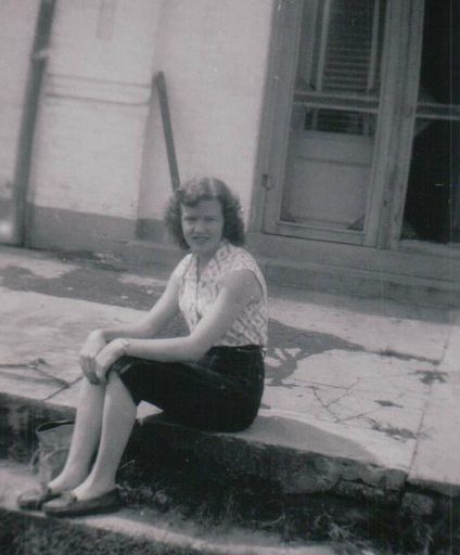 Christine (Spires)  Seay photo gallery thumbnail 5 of 51