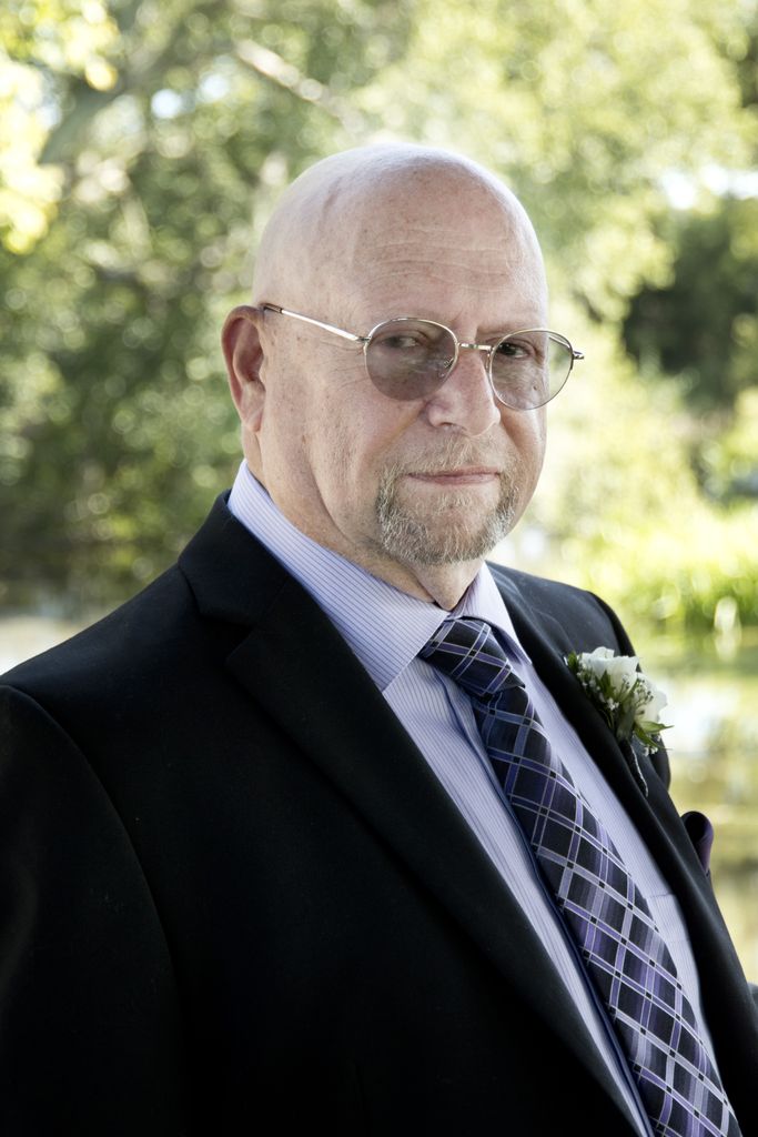 Howard "Howie" Martin Clott