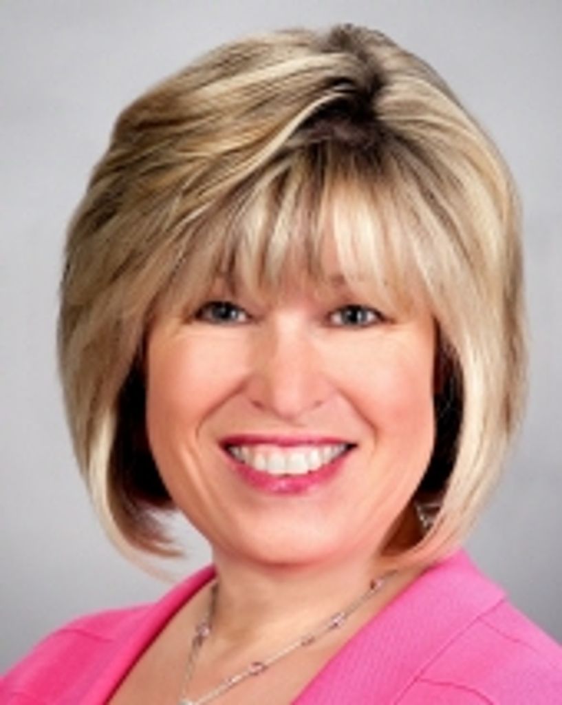 Linda M. (Vignos) Pavona