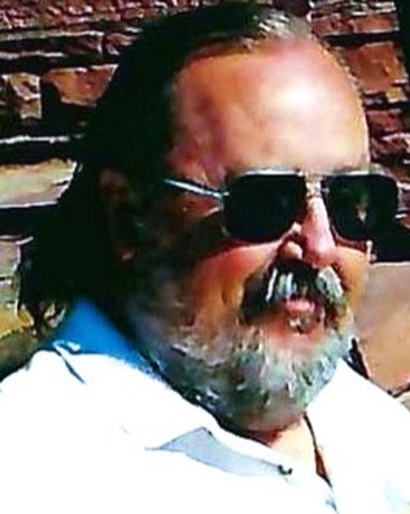 Robert Michael Hicks