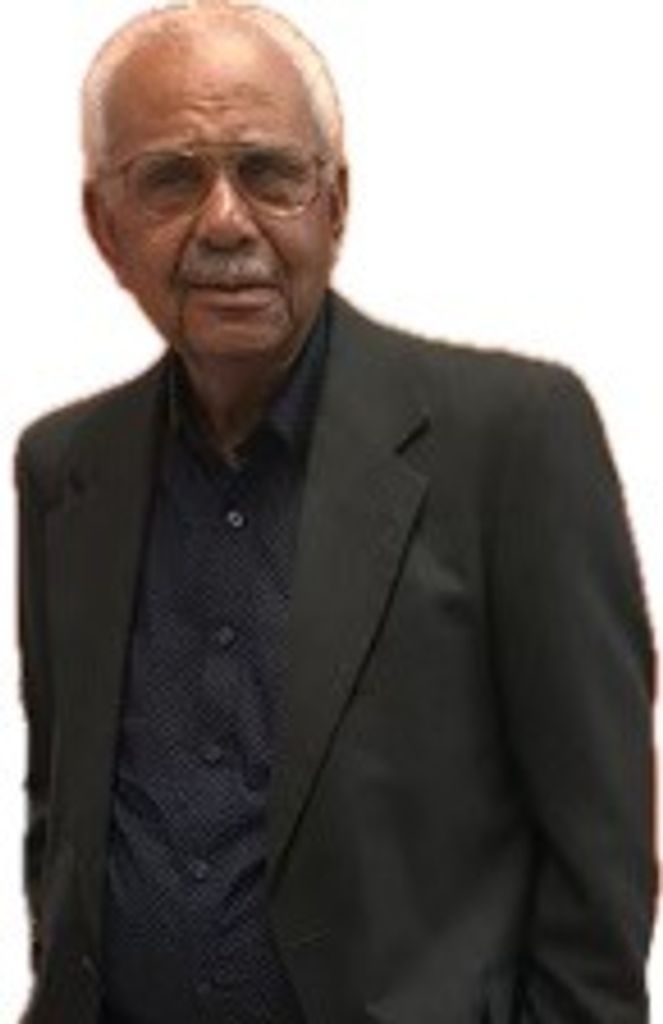 Deacon Robert Fields Profile Photo