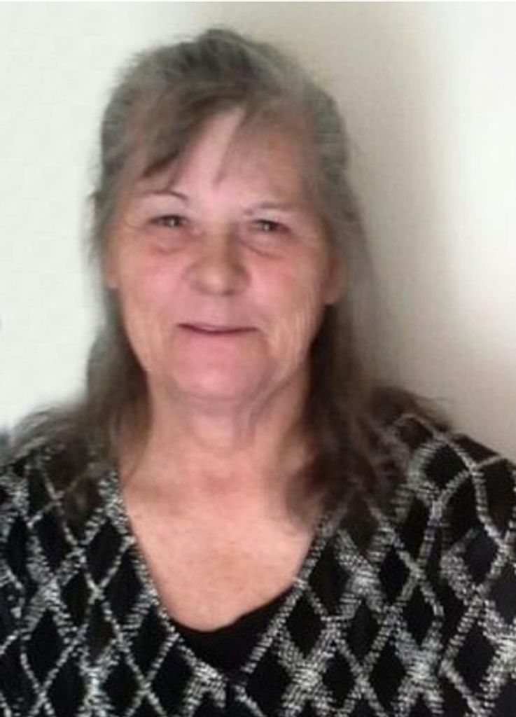 Carolyn Babb Moore White Profile Photo