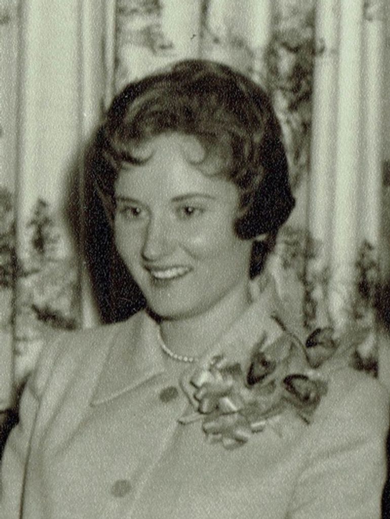 Kay Gloria Paulson