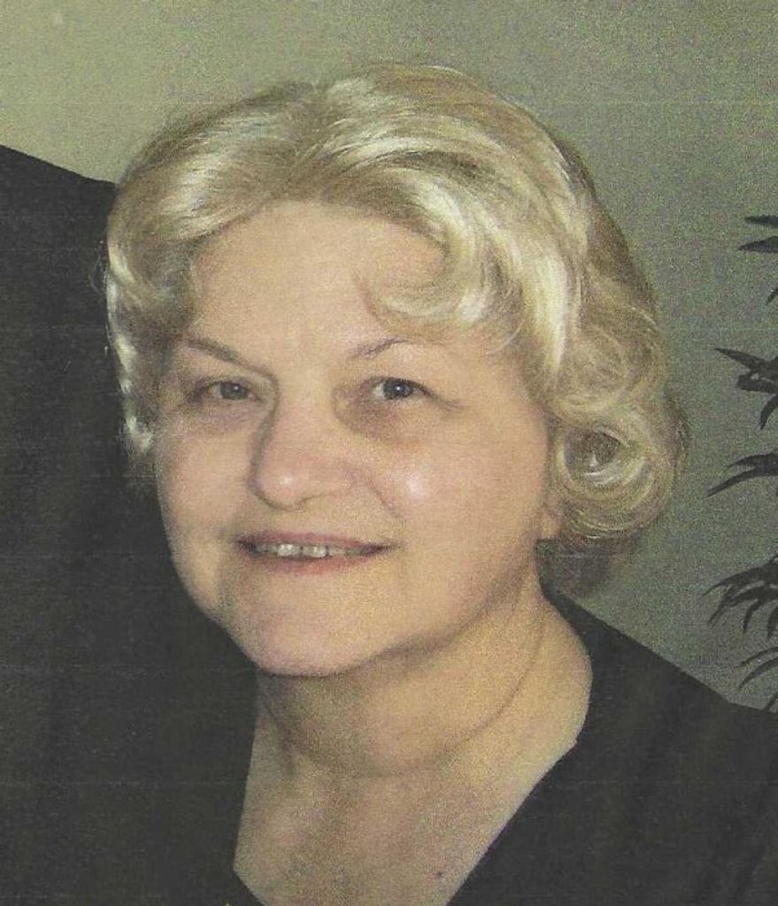 Viola Eileen (Mock)  Mccartney Profile Photo