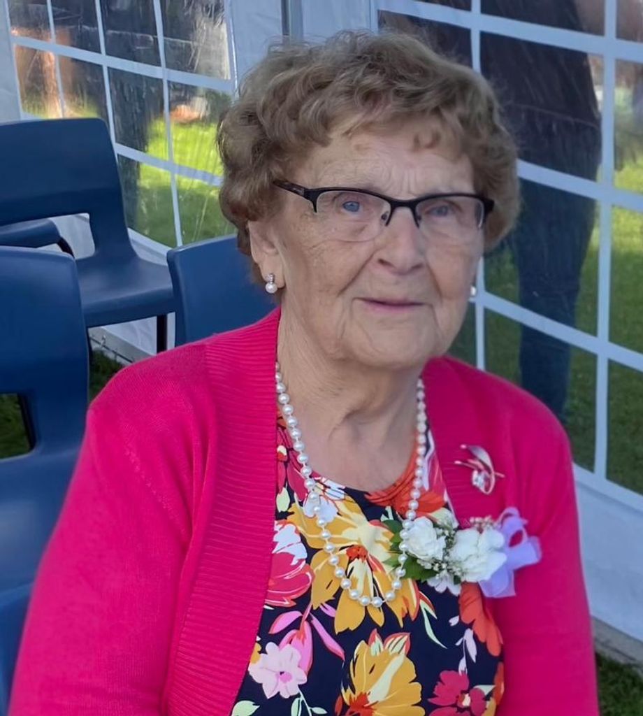 Emeline Vera Budden Profile Photo