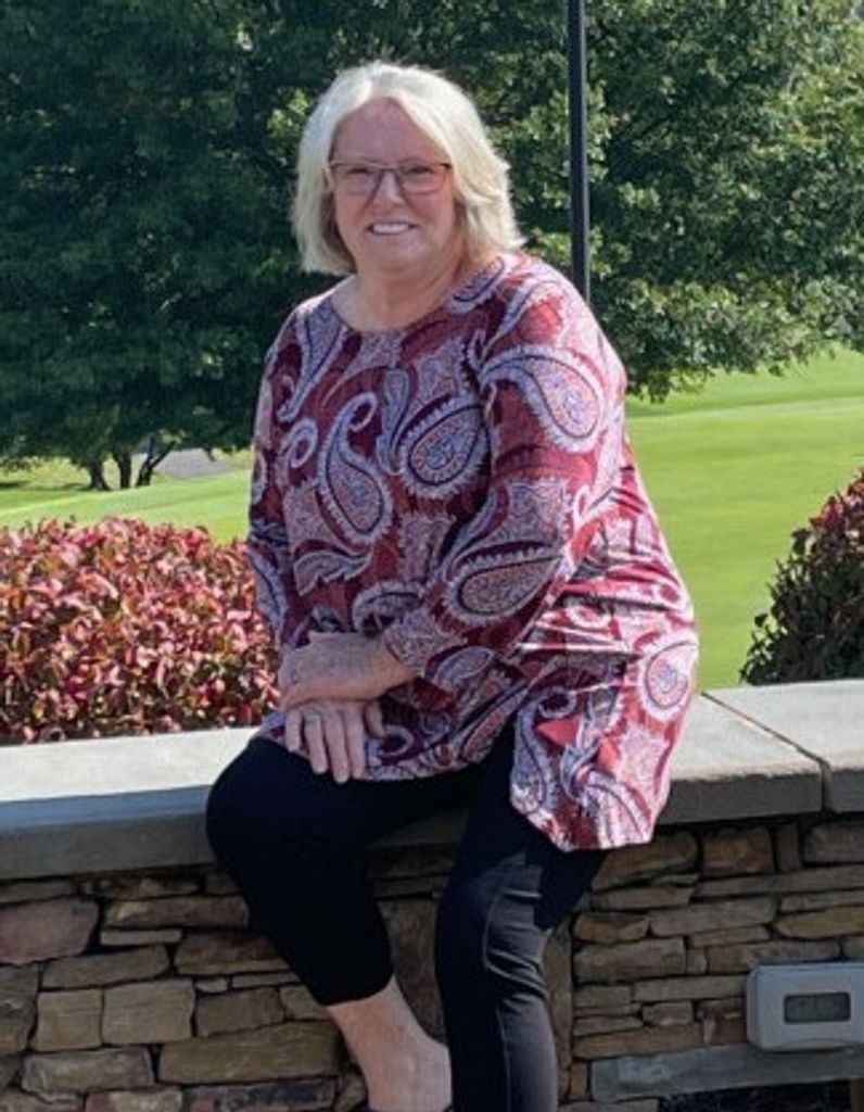 Cynthia "Cindy" Dianne (Bullins)  Hood
