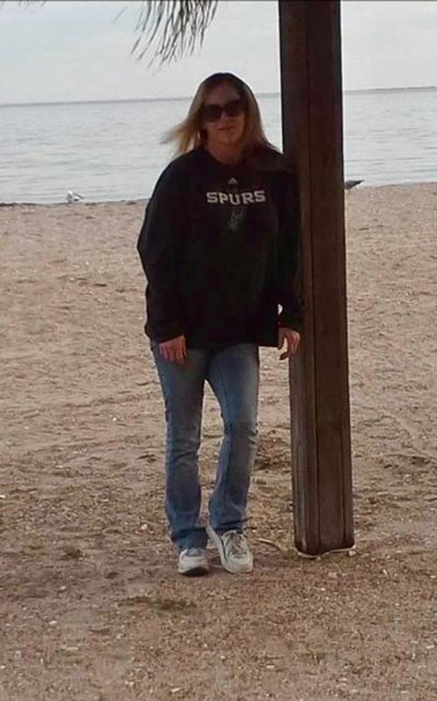 Ursula Perez Profile Photo