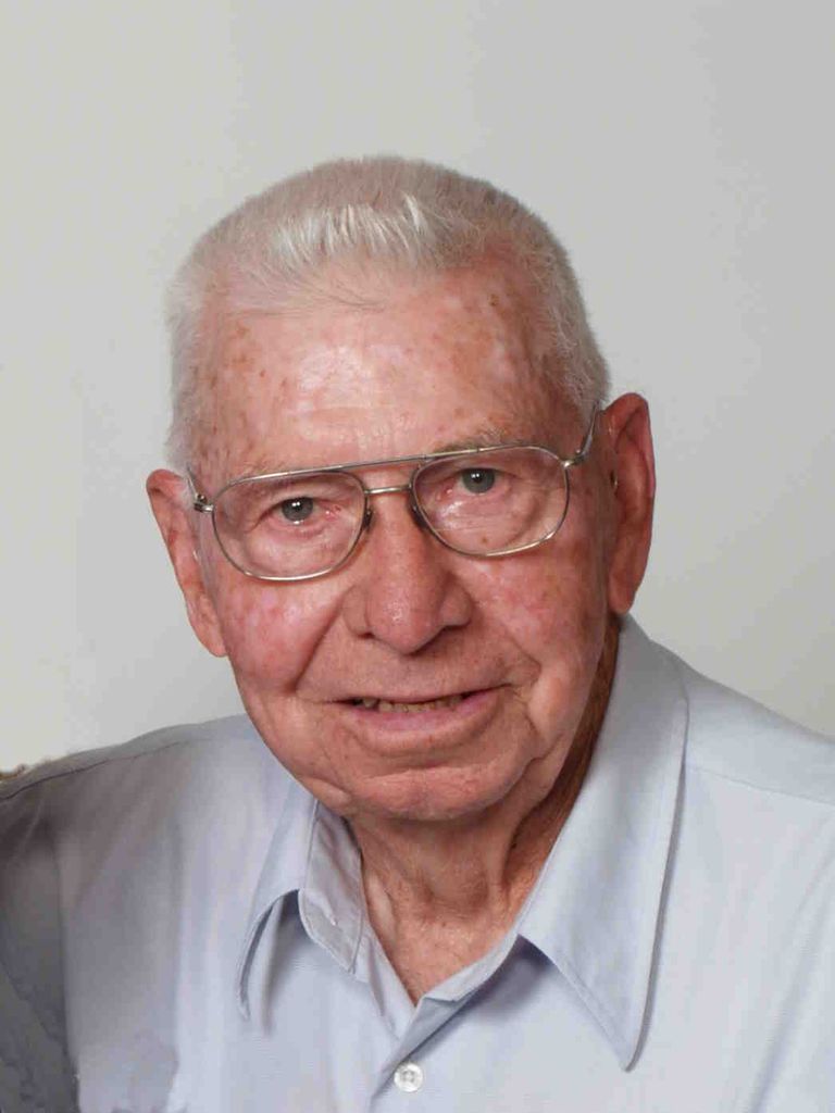Kenneth Alexander Rowen