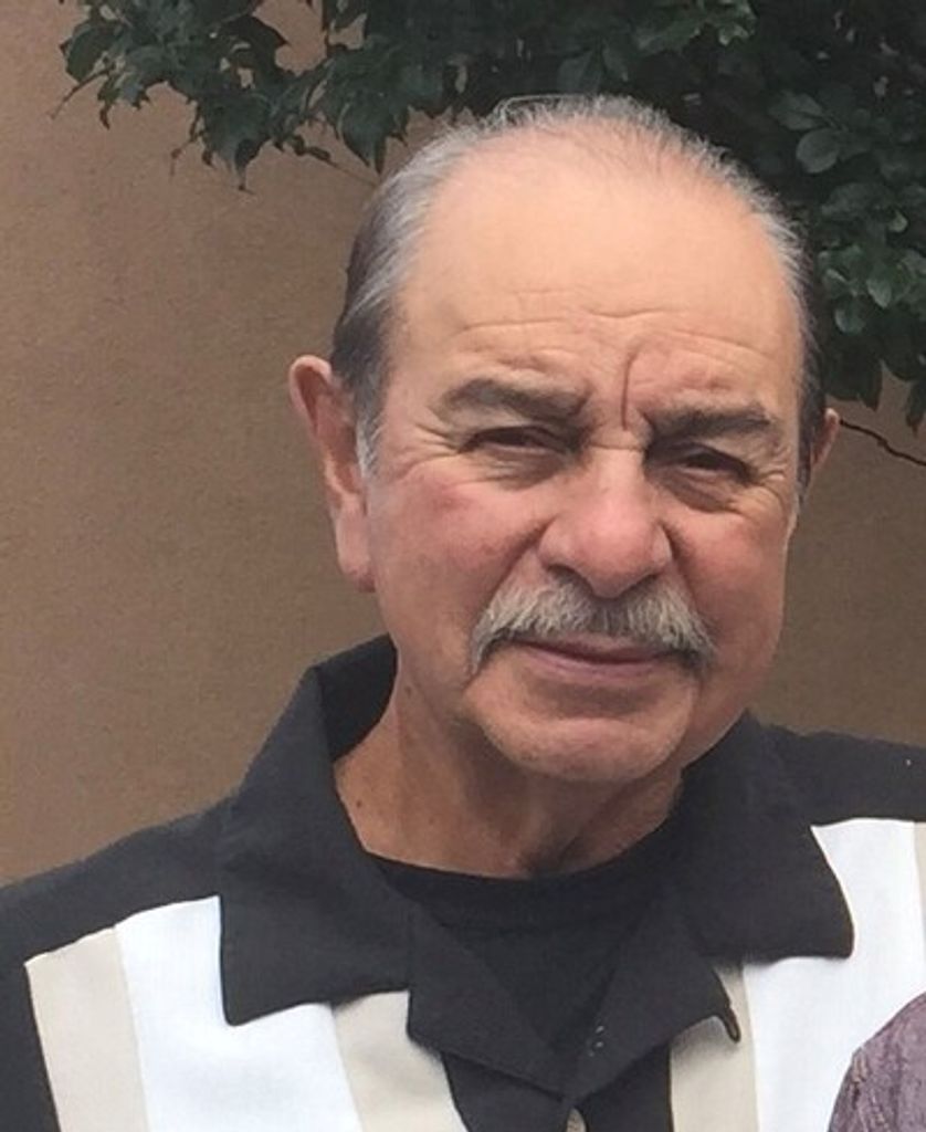 Roberto Valdez Profile Photo
