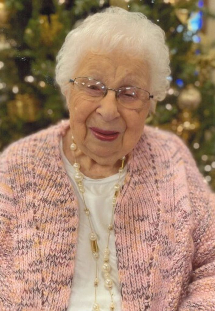 Alice (Lee) Dunn Profile Photo