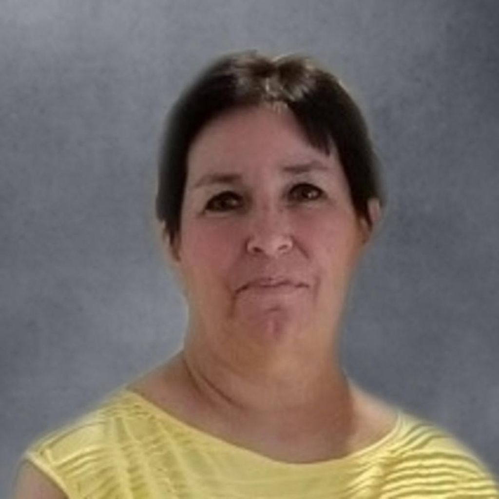 Nina Ploof Profile Photo