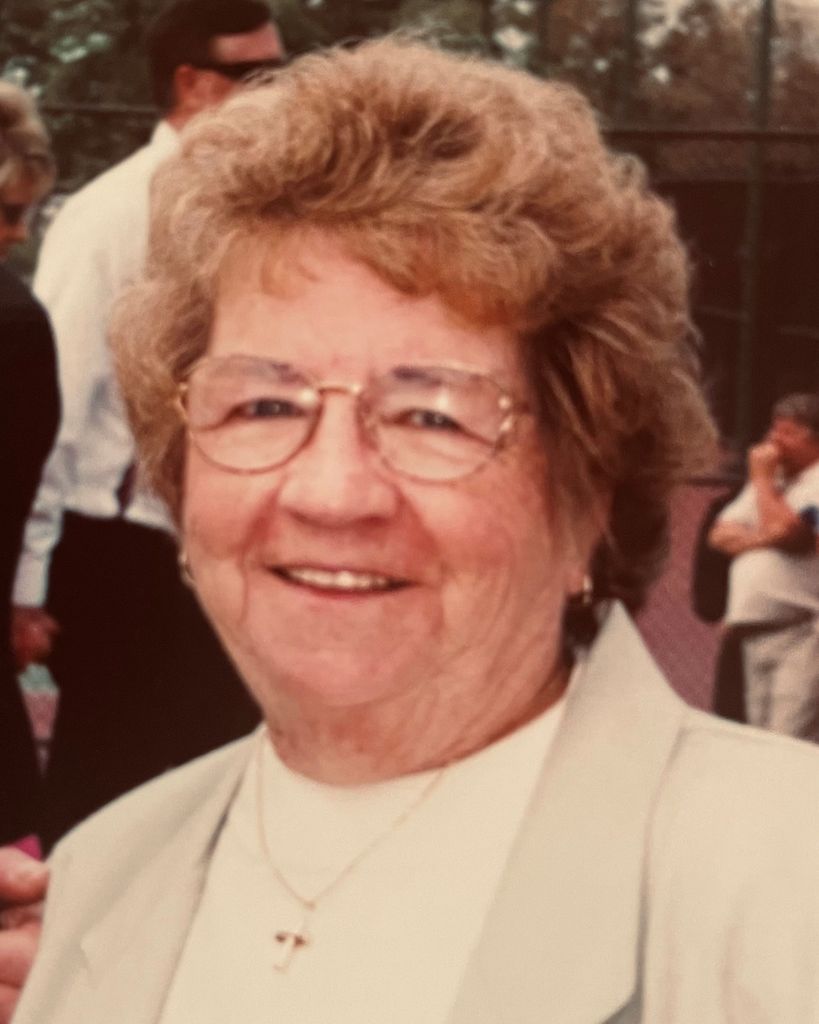 Gloria M Savage Profile Photo