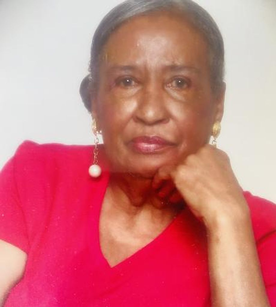 Mrs. Gloria Johnson Profile Photo