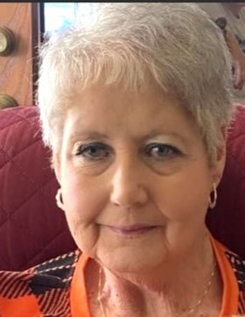 Linda Lou Smith Profile Photo