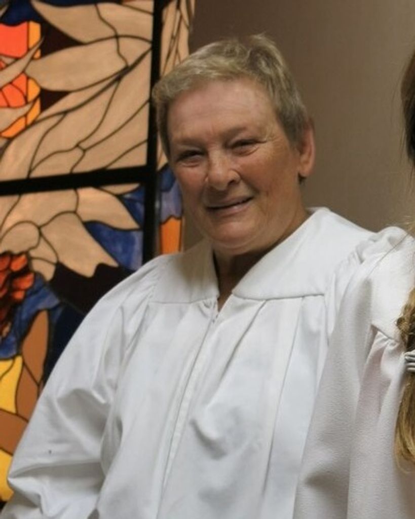 Elaine Lake Profile Photo