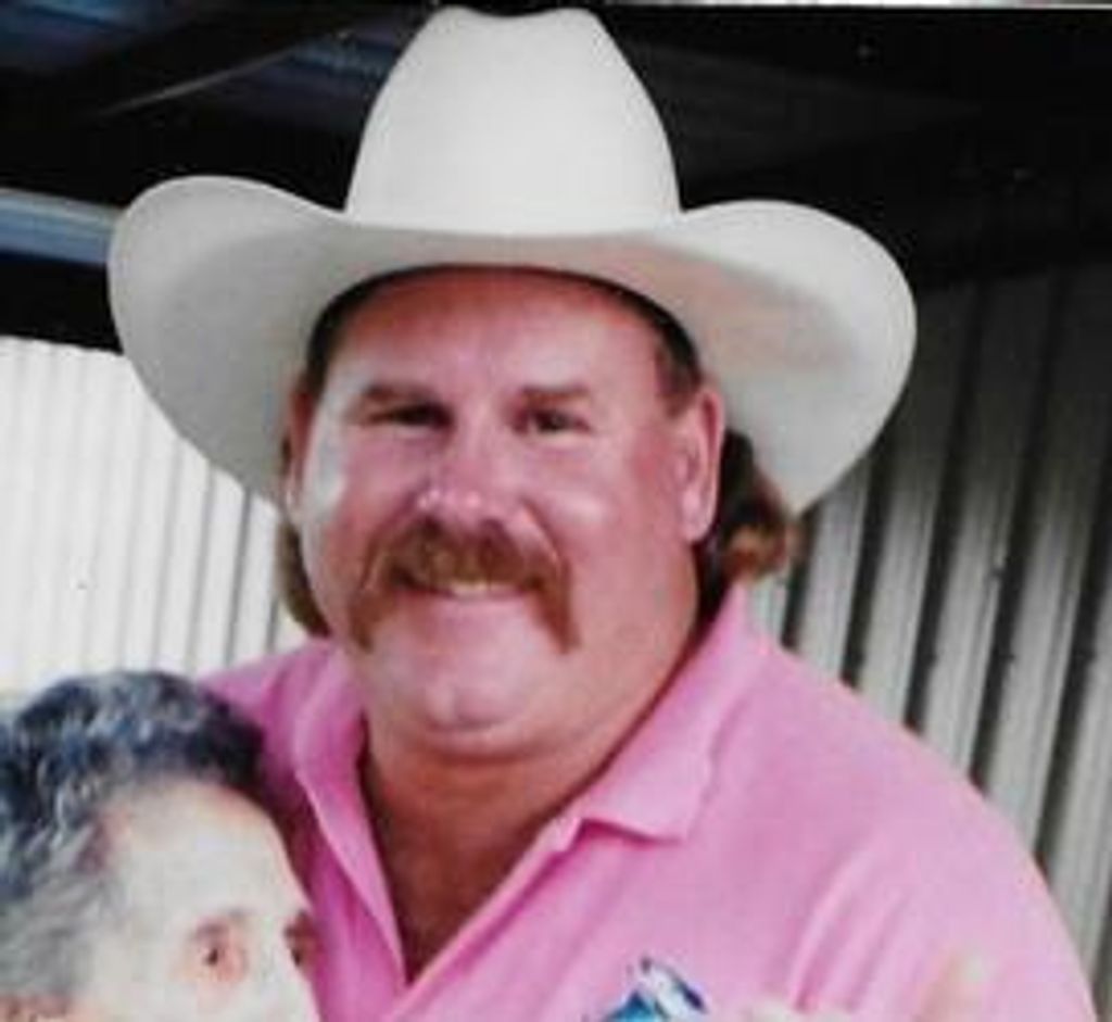 Kenneth Lee Dezavala Profile Photo