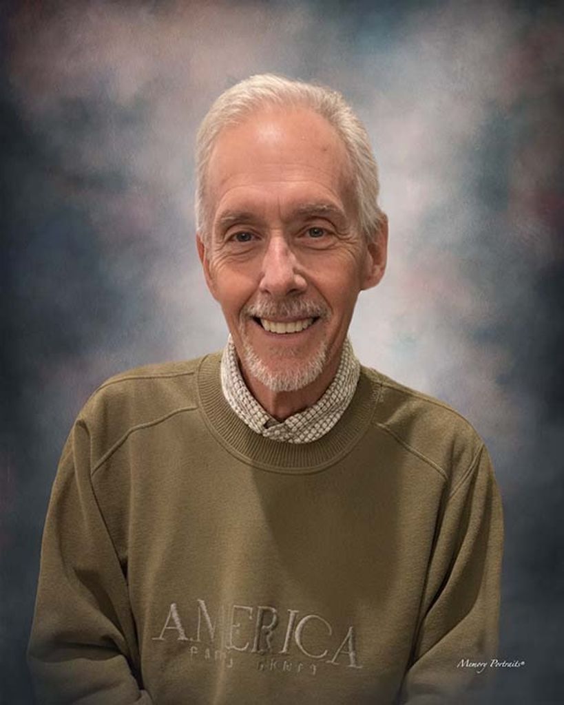 Thomas Rhodes Profile Photo