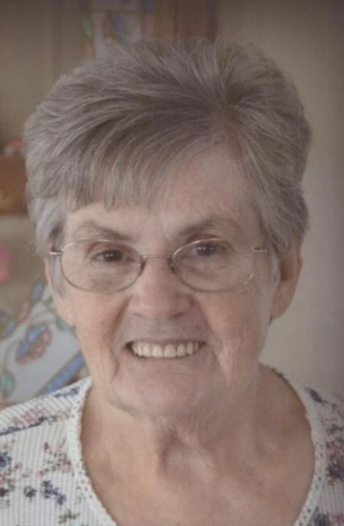 Edna L (Ochsenbine)  Clark