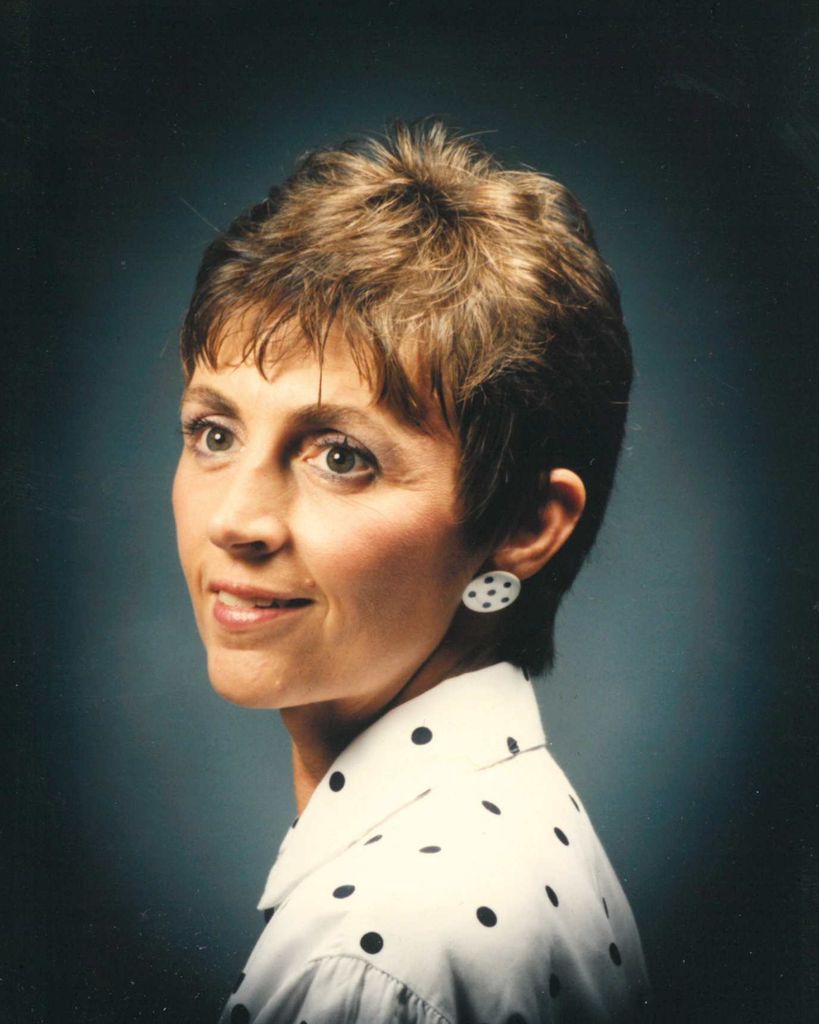 Marcia Sue Lofts Profile Photo