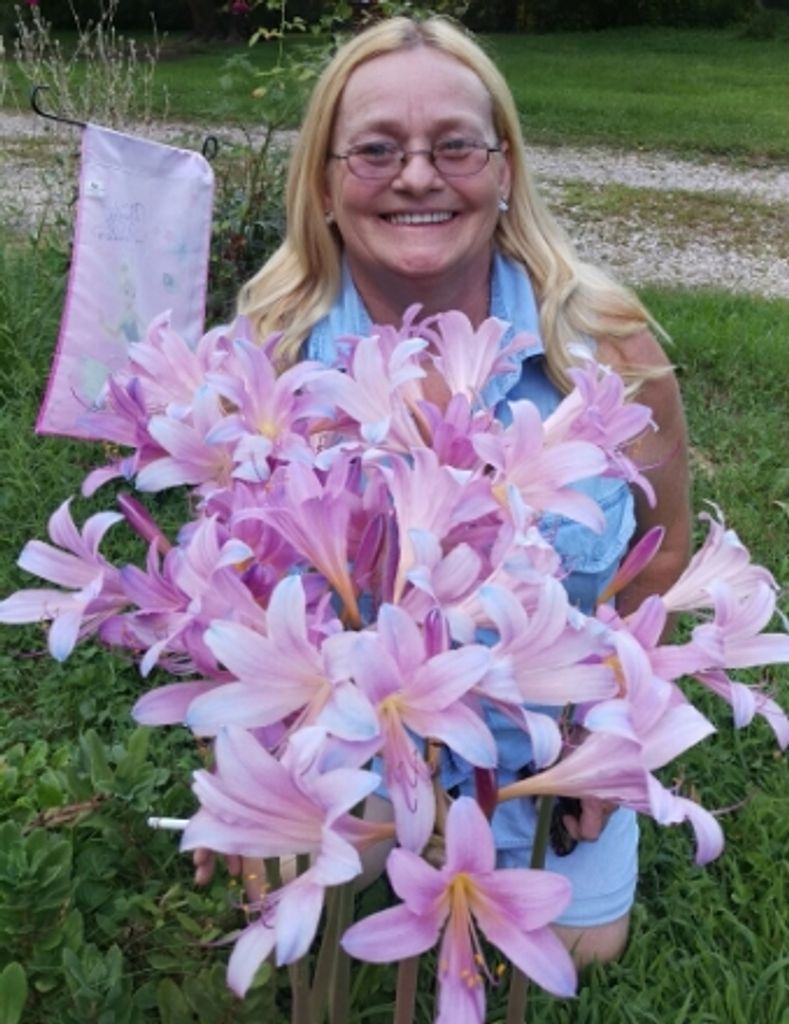 Mona Lisa Fields Profile Photo