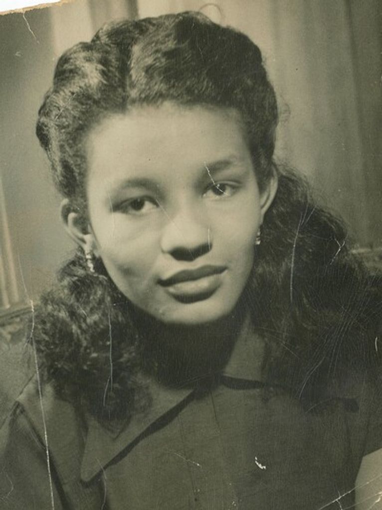 Helen Earline Cumbo Profile Photo