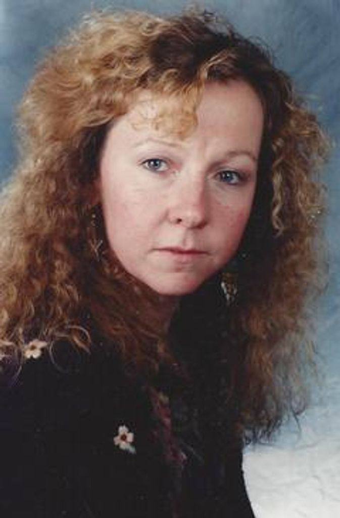Eileen E. (Doyle)  Wychunis