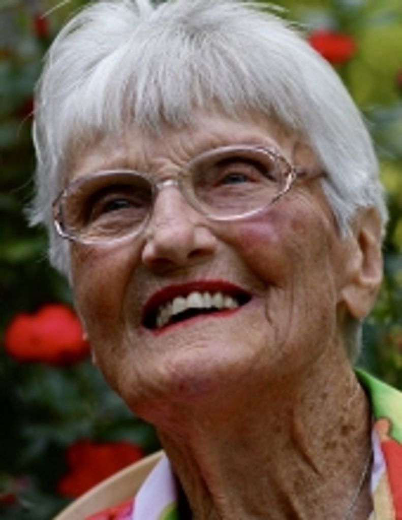 Dr. Minnie  Vance