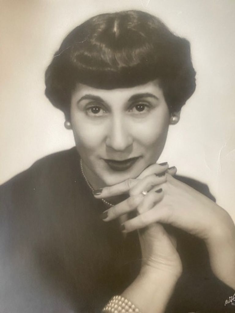 Emma B. Safranek Profile Photo