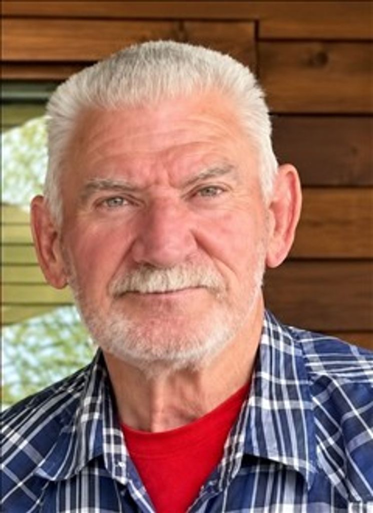 Bobby Lee Davis Profile Photo