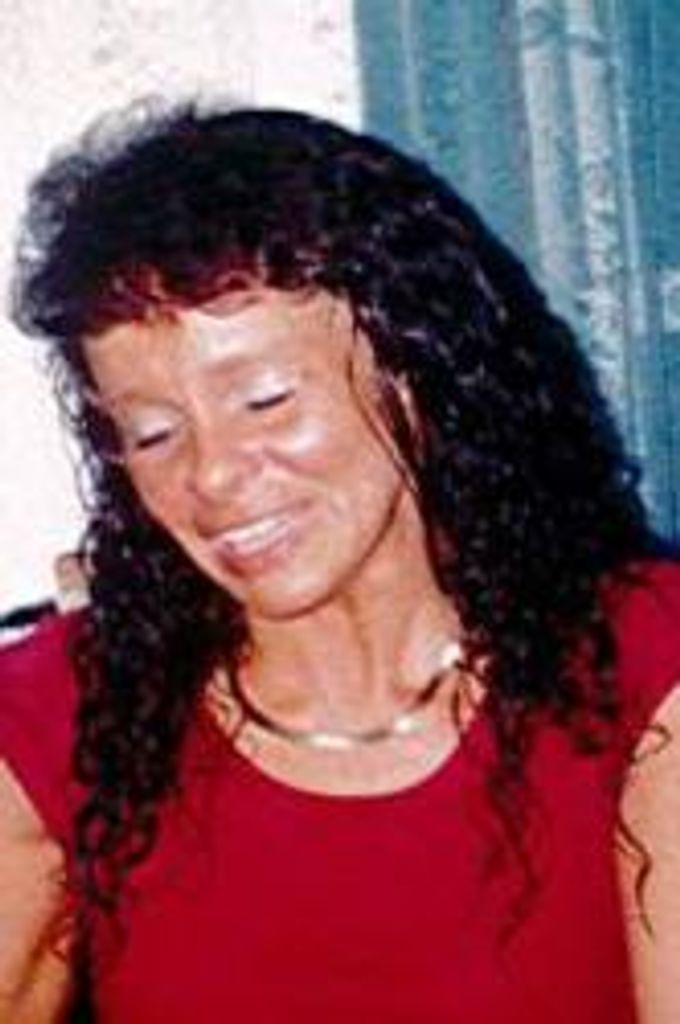 Michelle (Mikki) R. Gault